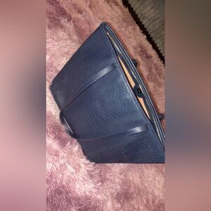 GiGi New York Blue Python skin tote bag❤️🦋